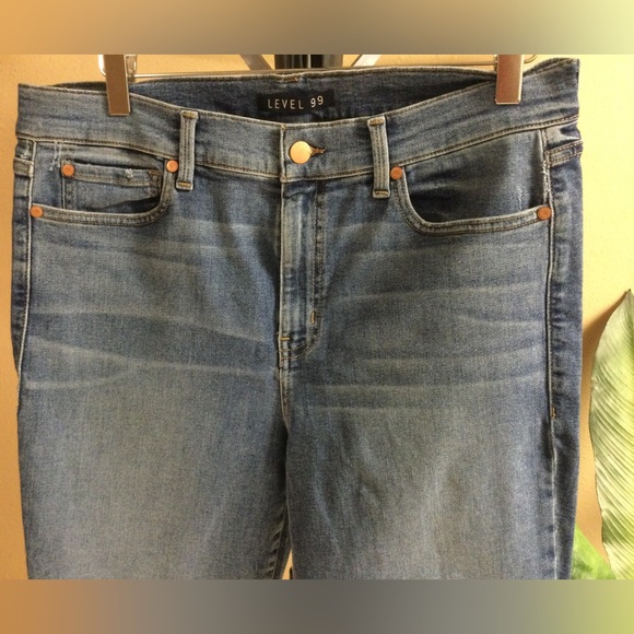 🆕 Level 99 High Rise Skinny Jean - Picture 2 of 9